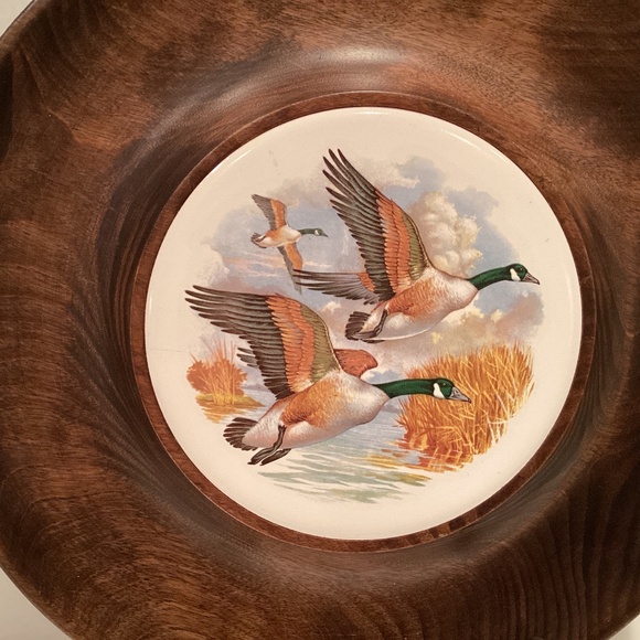 Vermont Walnut ware Wood Cheese and Cracker Tray Canadian Geese Tile Trivet - Picture 3 of 7